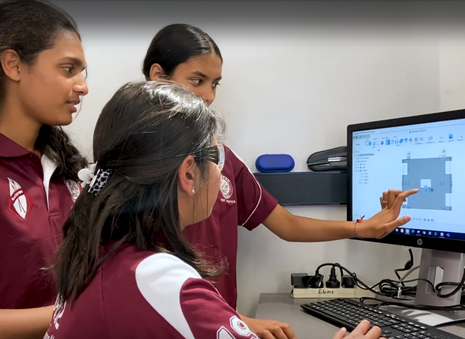 L A I Video A W S Girls Tech Day Computer